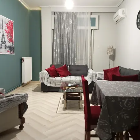 John And Mary's Downtown Apartment Volos