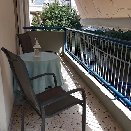 John And Mary's Downtown * Volos